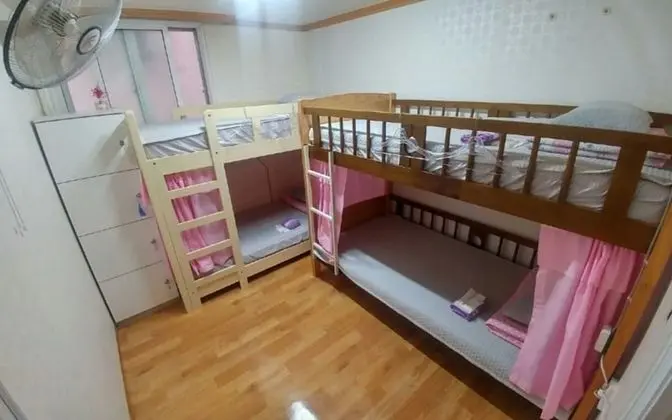 Oda (4 female domitory)