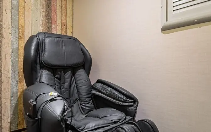 Oda (Semi-Suite Room (massage chair))