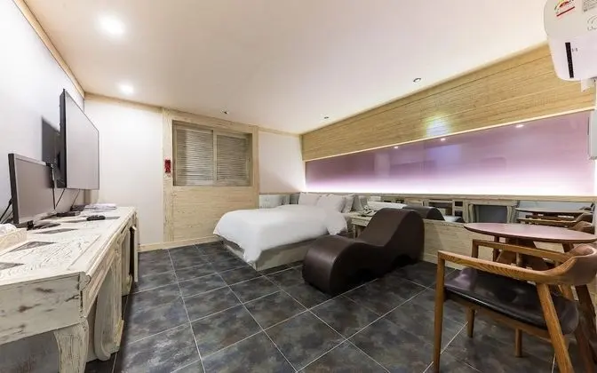 Oda (Semi Special Room Love Chair Sofa (Ne)