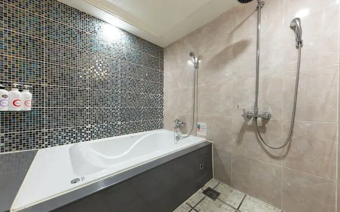 Oda (VIP - double spa (net-flix available )