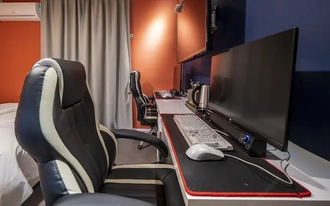 Oda (Suite B with Projector 2PC (Breakfast)