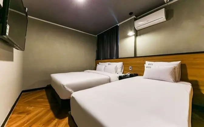 Oda (Suite with Karaoke 2PC (BreakfastCoup)