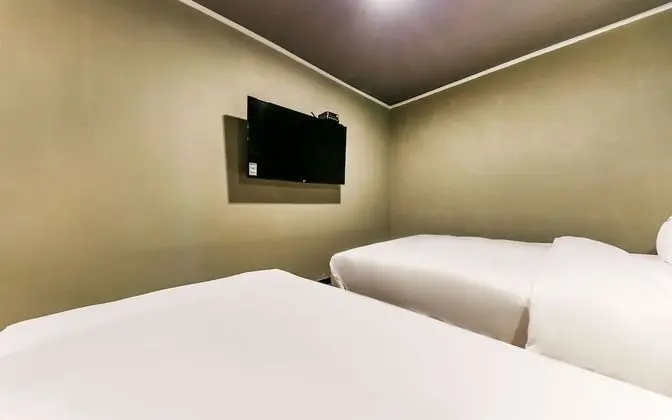 Oda (Suite with Karaoke 2PC (BreakfastCoup)