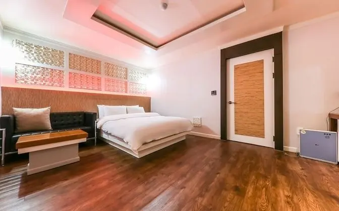 Oda (Special room (No-Hard Couple PC))