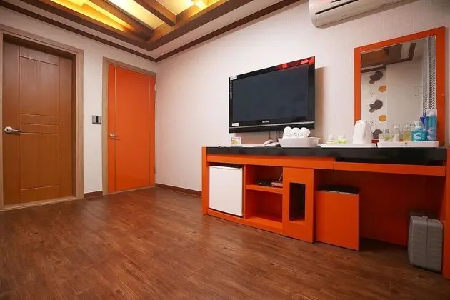 Oda (Ondol (air purifier))