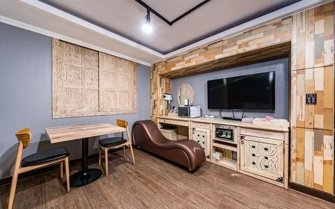 Oda (Special room (Love sofa/PUBG availabl)