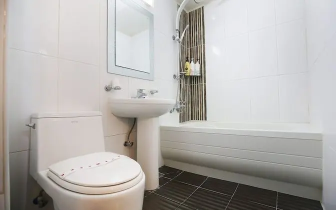 Oda (Vintage (Netflix Available))