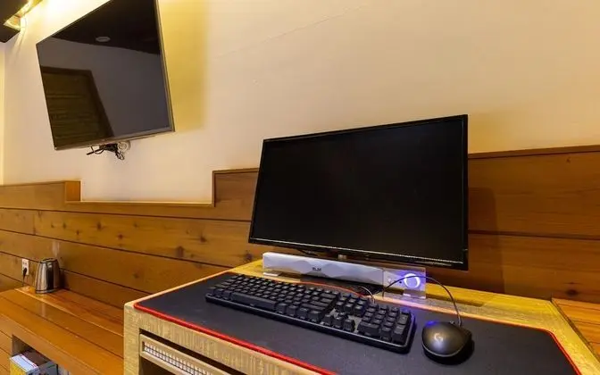 Oda (Semi-special room (twin Netflix avail)