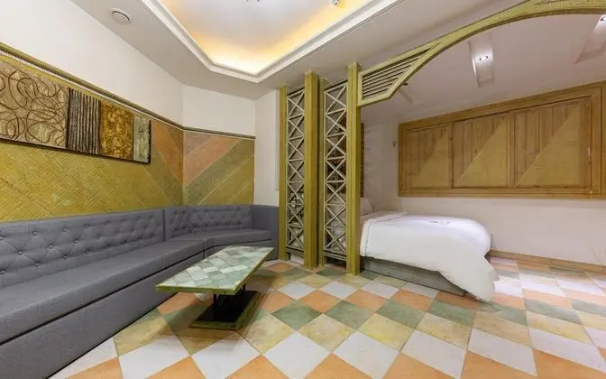 Oda (Special room (massage machine couple )