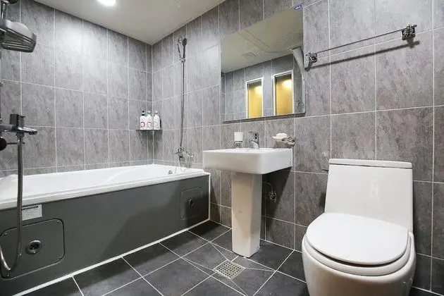 Oda (Standard (available on netflix))