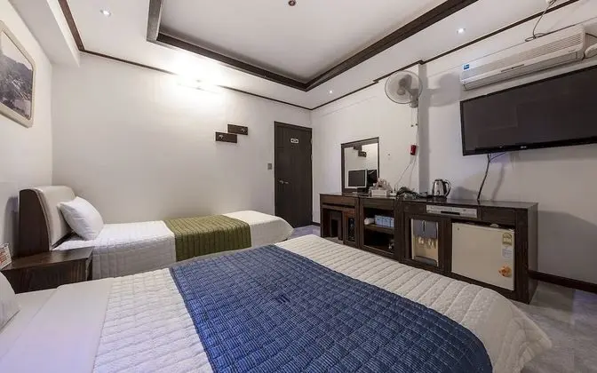 Oda (General Twin (Netflix available in so)