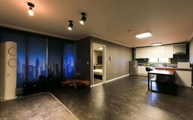 Oda (Event room (net Netflix viewing avail)