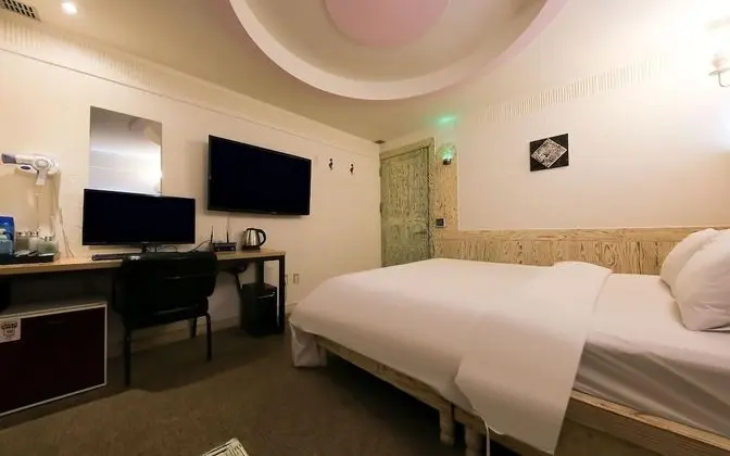 Oda (Standard (Netflix available 1pc GTX10)