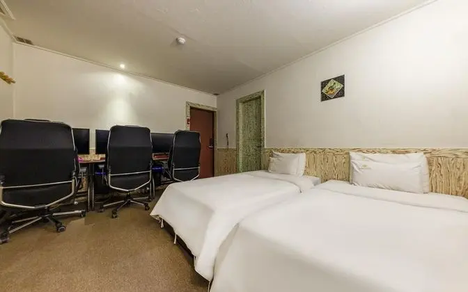 Oda (Twin Plus (Netflix available 3PC 32-i)