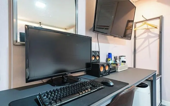 Oda (Cinema heaven (Netflix available beam)