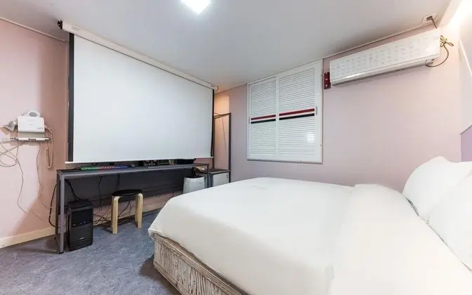 Oda (Cinema heaven (Netflix available beam)