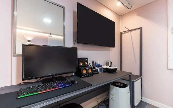 Oda (Cinema heaven (Netflix available beam)