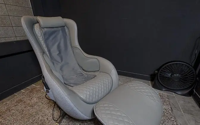 Oda (Nice A (Netflix Available 2 PC Air Pu)