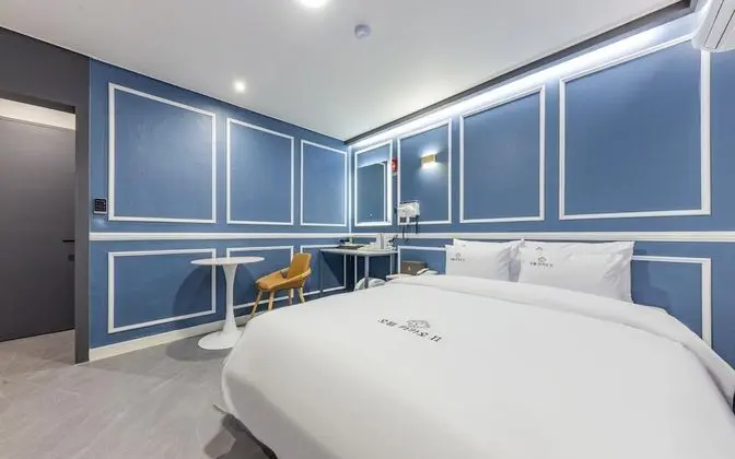 Oda (Deluxe B (bag 1PC Netflix YouTube vie)