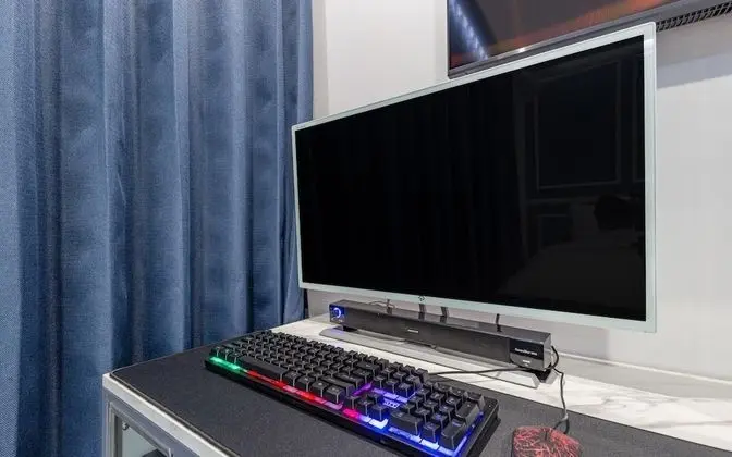 Oda (Deluxe B (bag 1PC Netflix YouTube vie)