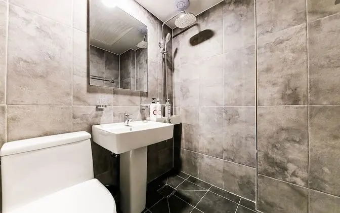 Oda (Mini Room (No PC))