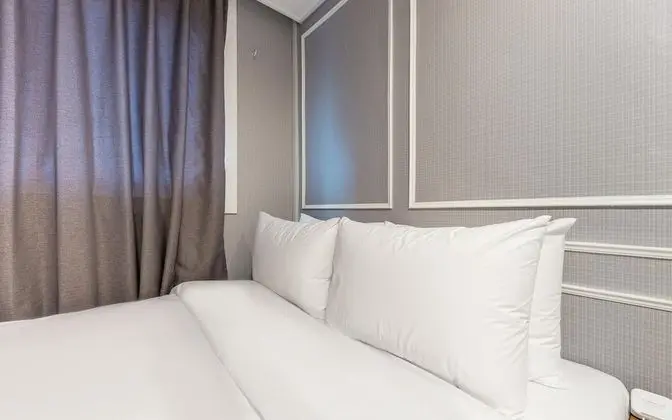 Oda (Standard Twin (Queen Super Single Bed)