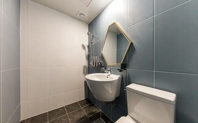 Oda (Standard Twin (Queen Super Single Bed)