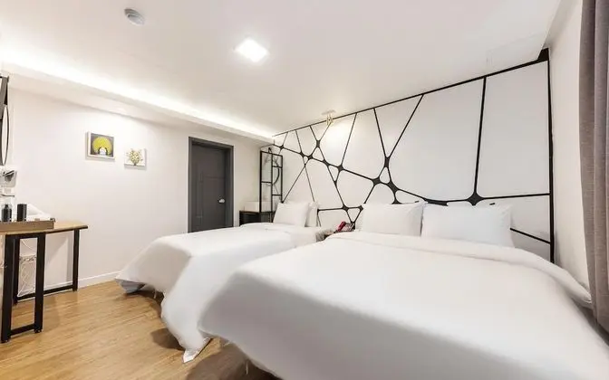 Oda (VIP Twin Room (Queen Super Single Bed)