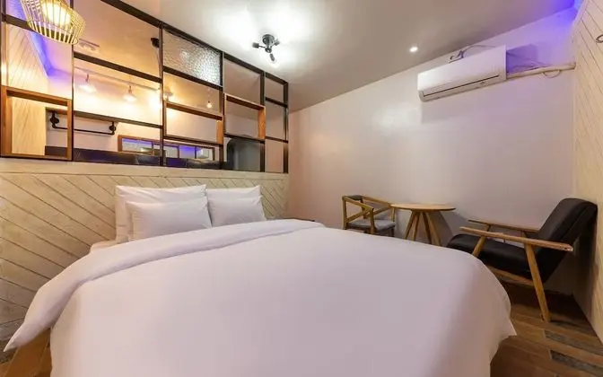 Oda (Couple PC (Can watch Netflix i7-8700 )