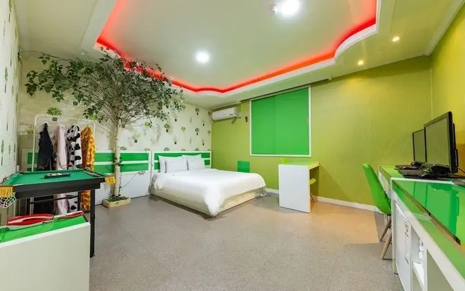 Oda (Special-OTT service(Netflix))