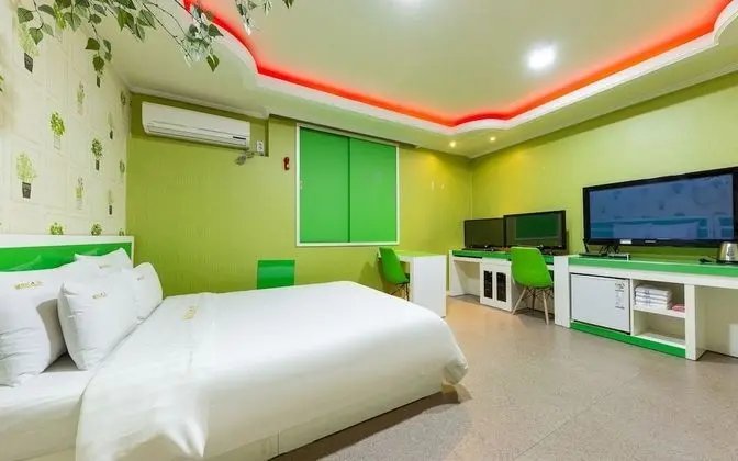 Oda (Special-OTT service(Netflix))