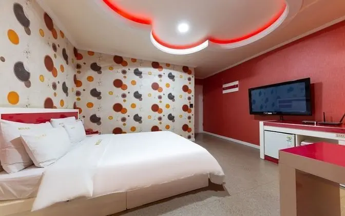 Oda (Standard-OTT service(Netflix))