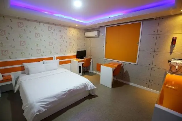 Oda (Standard-OTT service(Netflix))