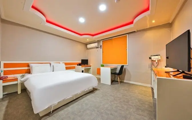 Oda (Standard-OTT service(Netflix))