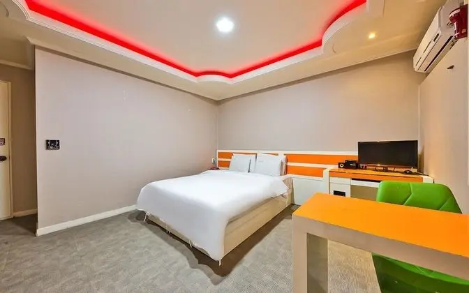 Oda (Standard-OTT service(Netflix))