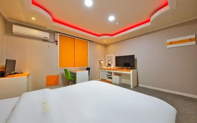 Oda (Standard-OTT service(Netflix))