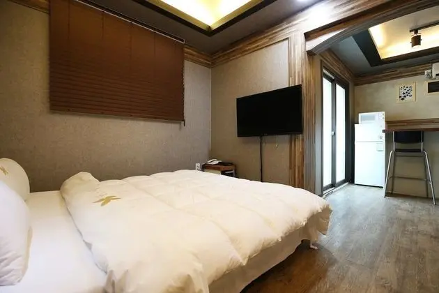 Oda (Large room (Netflix service bathtub i)