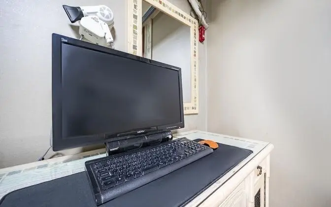 Oda (General rooms (game 1PC Netflix avail)