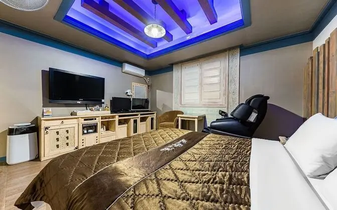 Oda (Massage chair couple PC-A (magic chai)