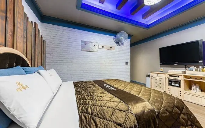 Oda (Massage chair couple PC-A (magic chai)