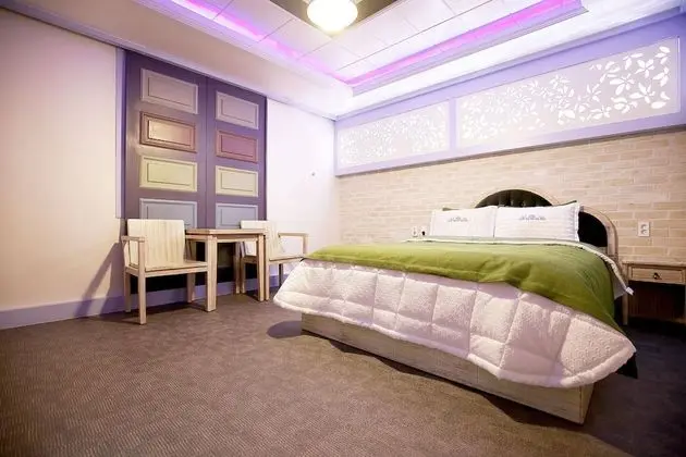 Oda (Massage chair couple PC-A (magic chai)