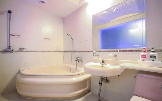 Oda (Room (Netflix Available))