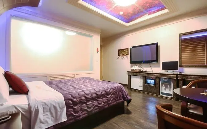 Oda (Room (Netflix Available))