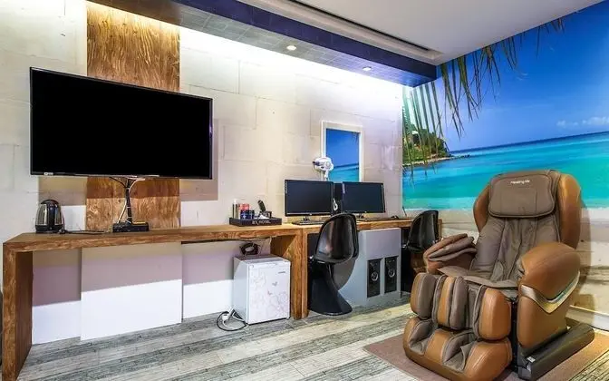 Oda (VIP (styler massage chair air purifie)