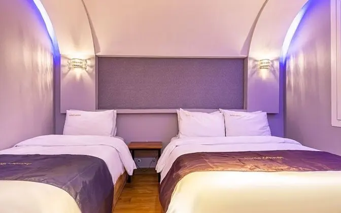 Oda (Deluxe room twin (high-end PC + massa)