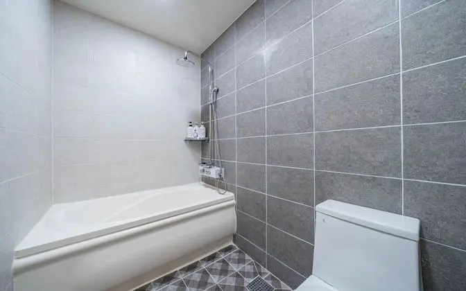 Oda (Large Twin Room)