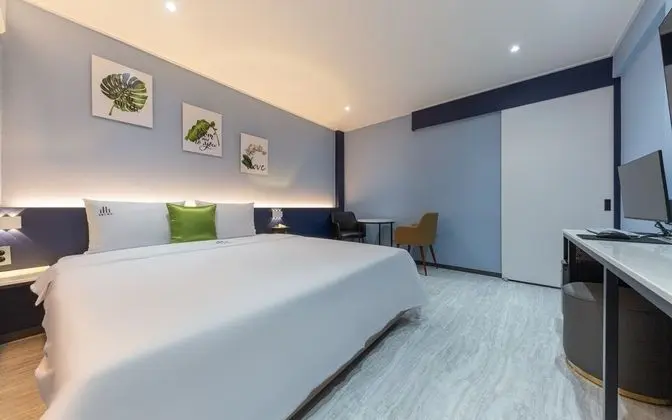 Oda (Standard (Netflix available natural h)