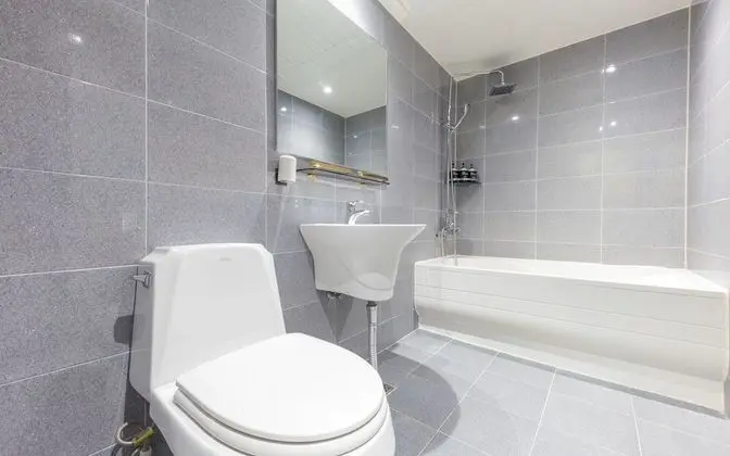 Oda (Suite Massage (Netflix available mass)