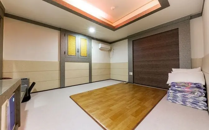 Oda (Korean-style room (hot spring water a)