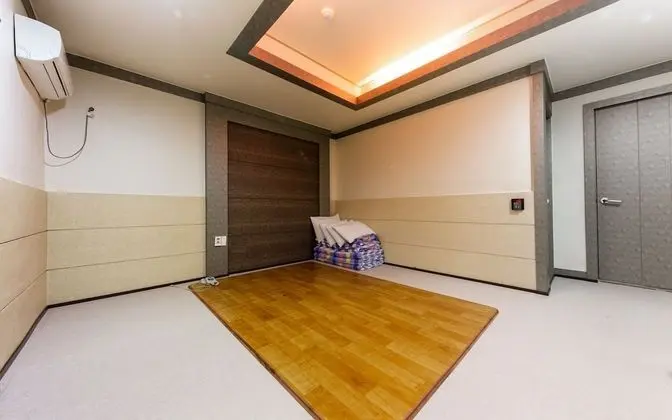 Oda (Korean-style room (hot spring water a)